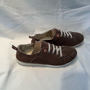 Vionic Women's Pismo Sneakers Waffle Olive Green/Brown Size 9.5